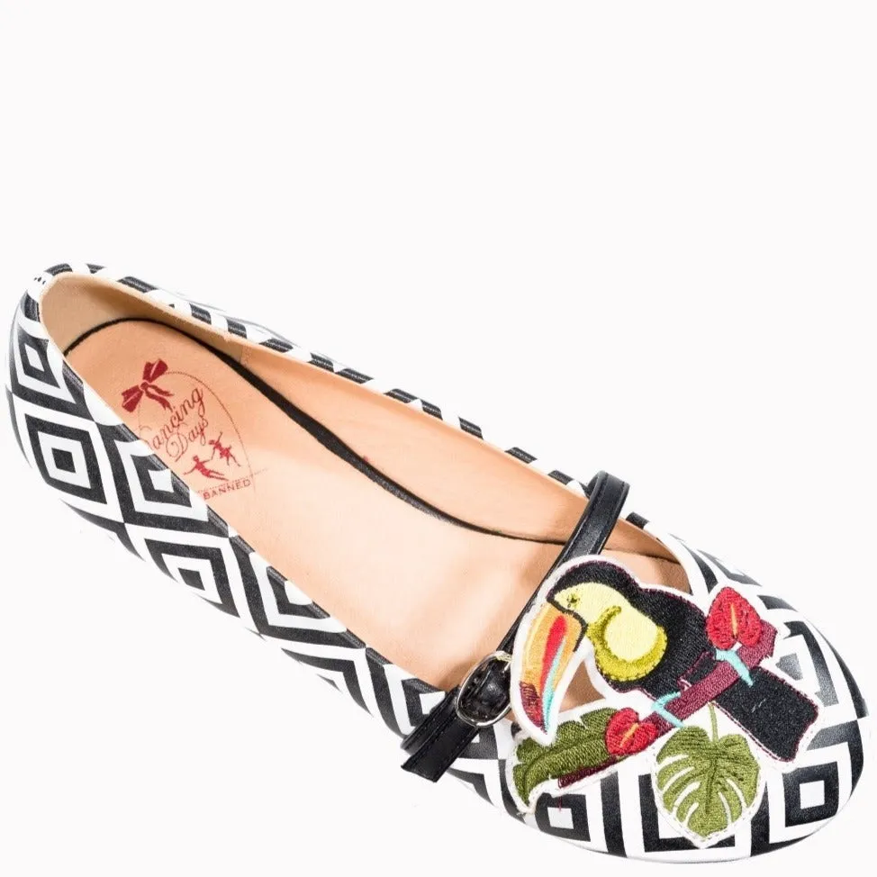 Geometric Toucan Bird Pumps