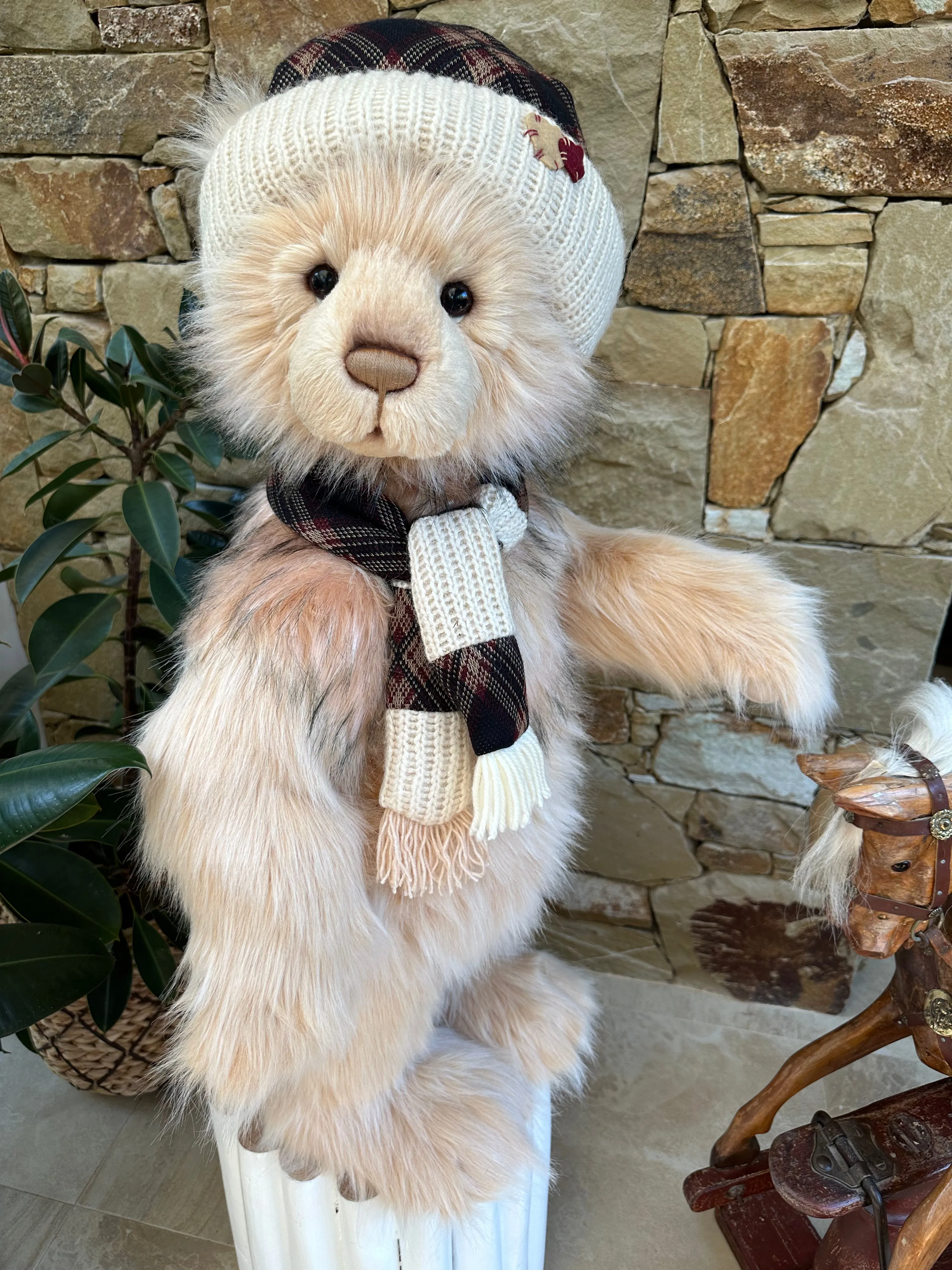 Hub Bub Large Standing Plush Charlie Bears Limited Edition Bear No 909