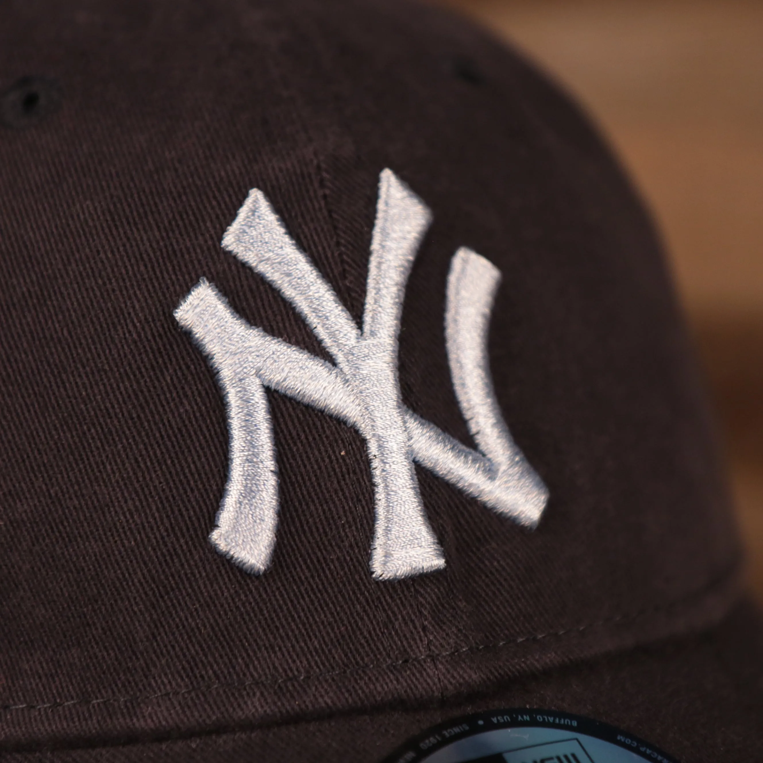 New York Yankees MLB On Field 2021 Fathers Day 9twenty Dad Hat | Yankees Navy Blue 920 2021 Fathers Day Hat